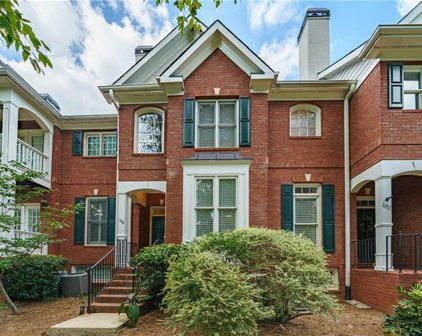 1194 Brookhaven Ne Glen, Brookhaven