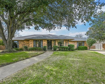 4521 Quail Hollow  Court, Fort Worth