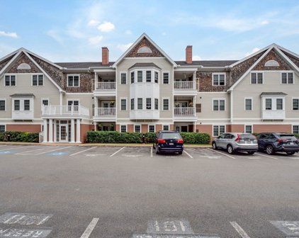 200 Chickering Rd Unit 205B, North Andover