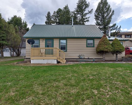 114 E Front Street, Elliston