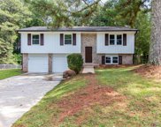 5888 Oakleaf Drive, Stone Mountain image