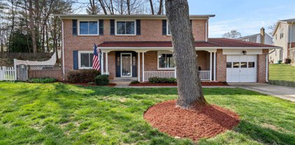10161 Tapestry Ct, Fairfax
