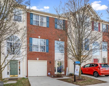 14239 Hunters Run Way, Gainesville