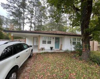602 Juniper St, New Llano