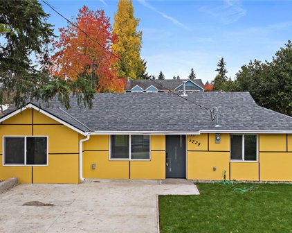 5229 244th Street SW, Mountlake Terrace