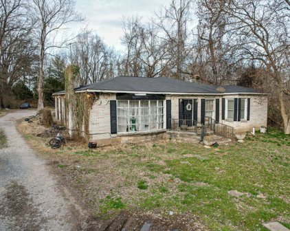 210 Fairground St, Franklin