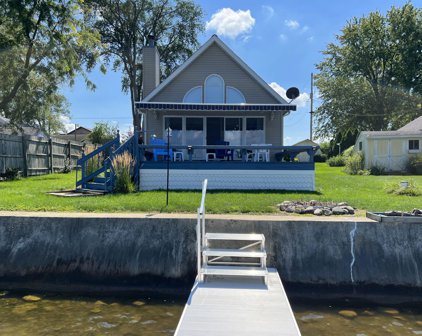 318 Lloyd Lane, Bronson
