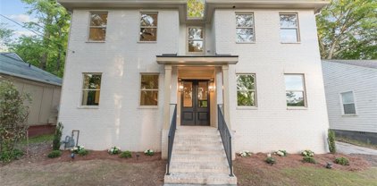 454 Westmeath Sw Drive, Atlanta