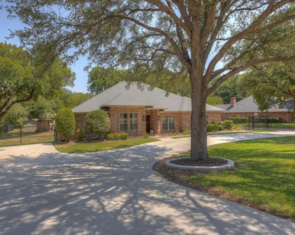 4216 Cheshire  Drive, Colleyville