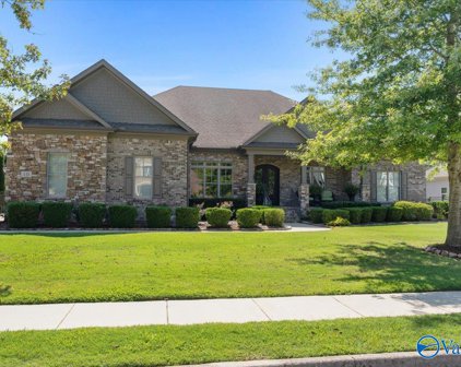 10 Sotheby Place, Gurley