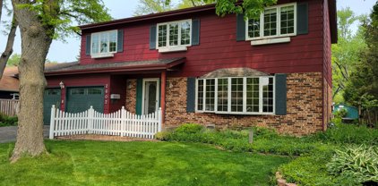 2607 N Highland Avenue, Arlington Heights