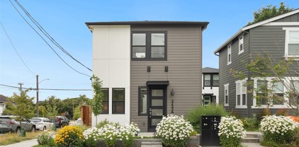 3233 17th Avenue S Unit #A, Seattle