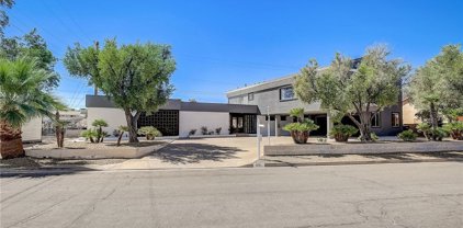601 E Fairway Road, Henderson