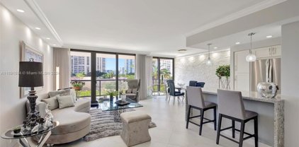 19667 Turnberry Way Unit #4C, Aventura