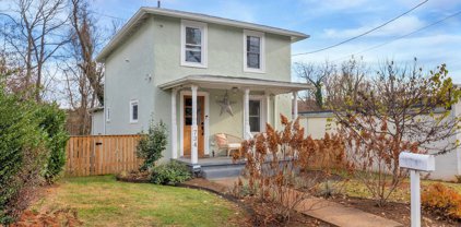 734 S 1st St, Charlottesville