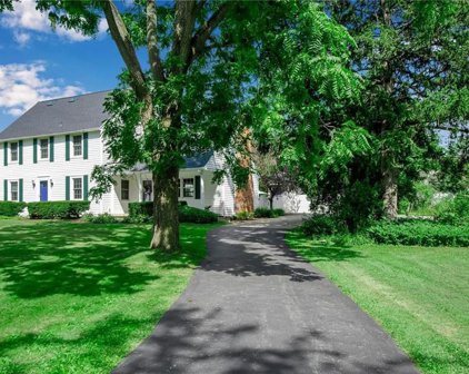 6751 Salt Road, Clarence