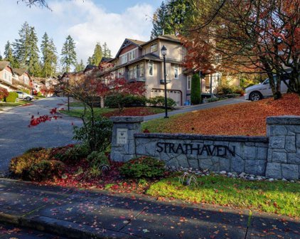 1140 Strathaven Drive Unit 201, North Vancouver