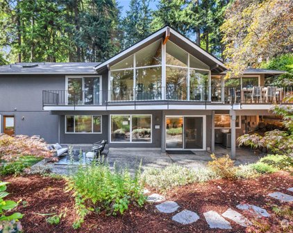 6130 E Mercer Way, Mercer Island