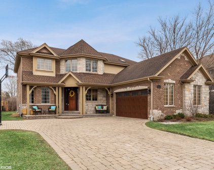 1615 N Mitchell Avenue, Arlington Heights
