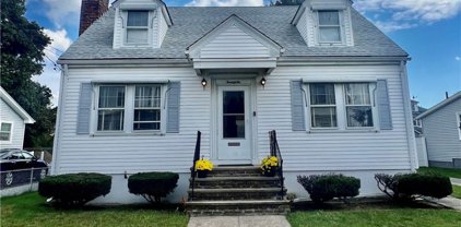 26 Gurney Street, East Providence