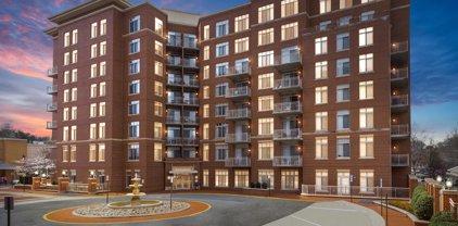 4490 Market Commons Dr Unit #103, Fairfax