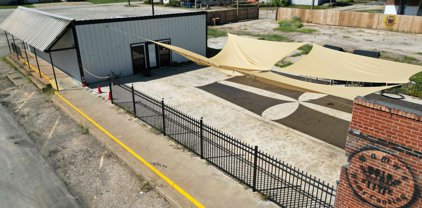 110 W Front St, Hawkins