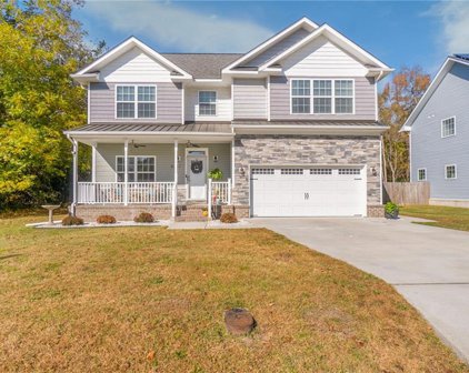 8331 Hudgins Circle, Northeast Suffolk
