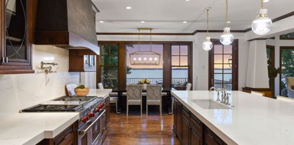20630 Linwood Road, Deephaven