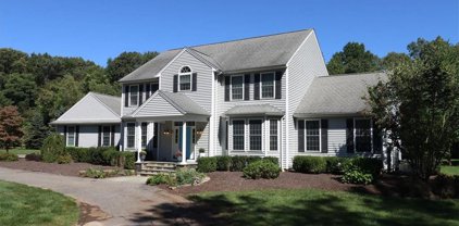 118 Washington Ridge Road, New Milford