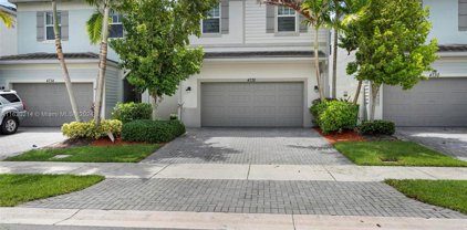 4732 Nw 48th Ter, Tamarac