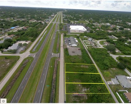 4254 4260 4266 N Access Road, Englewood