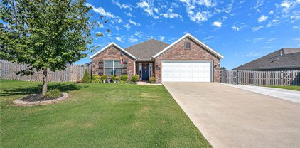 498 La Riata Street, Farmington