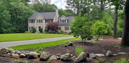 22 Randall Rd, Stow