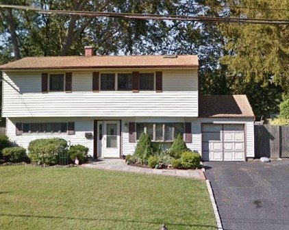 515 Gwynn Street, Babylon