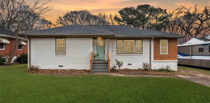 4770 Hendrix Drive, Forest Park