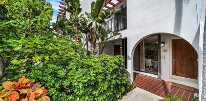 265 Grapetree Dr Unit #111, Key Biscayne