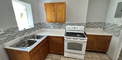 820 Nw 19th Ter, Fort Lauderdale
