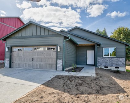 2111 Hawks View Lane, Winlock