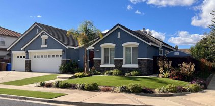 1725 La Pergola Dr, Brentwood
