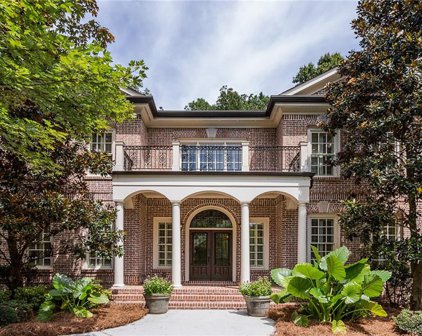 3875 Stratford Walk Ne Circle, Atlanta