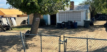 1013 Ming, Bakersfield