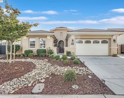1282 Bouchard Dr, Manteca