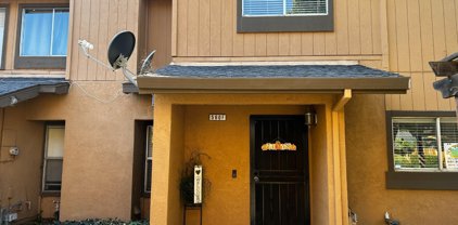 560 Pirinen Lane Unit F, Modesto