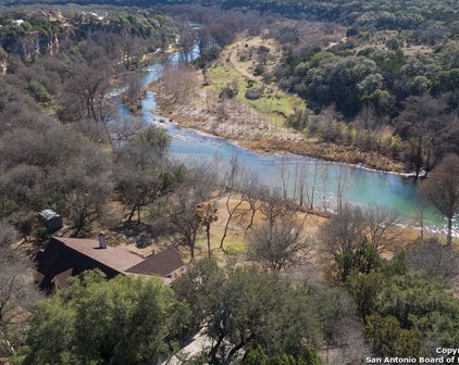 850 Bluff Ridge Ct, New Braunfels