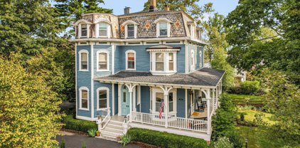 12 Idlewild Avenue, Cornwall On Hudson