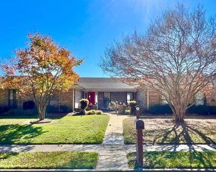 2072 Regatta Circle, Northeast Virginia Beach