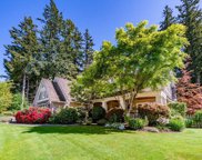 2296 Chantrell Park Drive, Surrey image