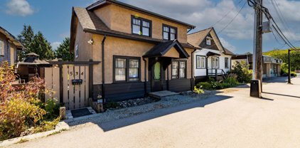 534 Ewen Avenue, New Westminster