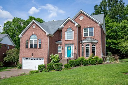 122 Chesapeake Harbor Blvd, Hendersonville