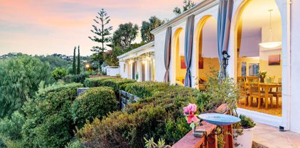 3874  Beverly Ridge Dr, Sherman Oaks